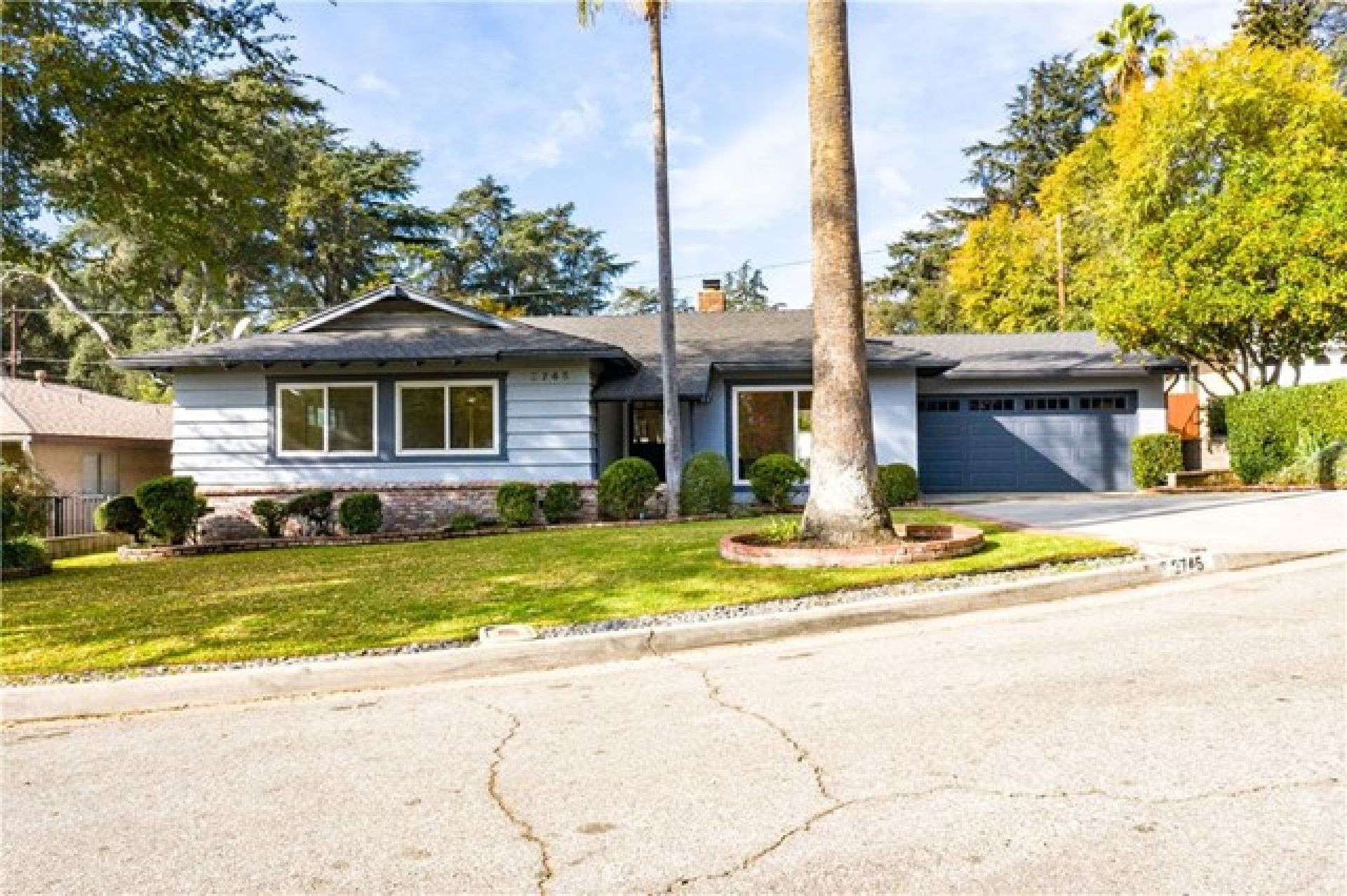 2745 Scripps Place, Altadena CA: 