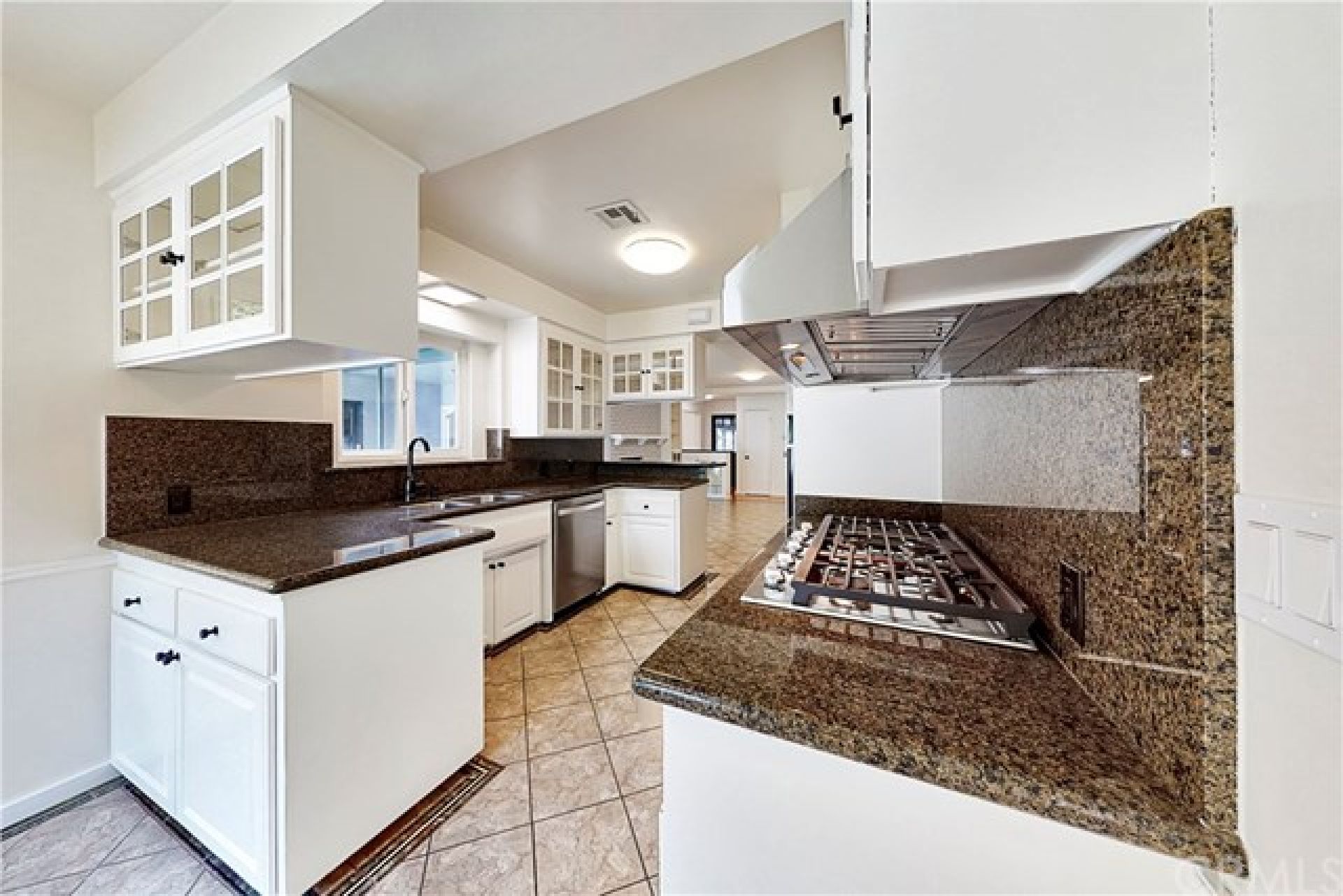 2745 Scripps Place, Altadena CA: 