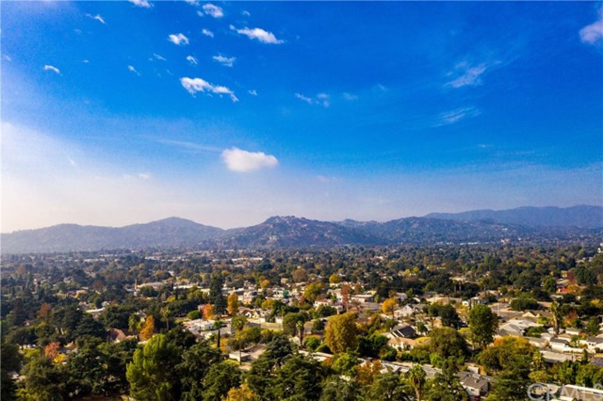2745 Scripps Place, Altadena CA: 