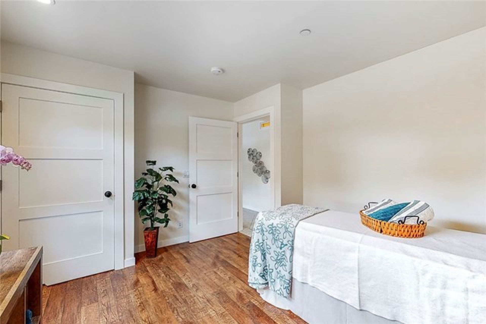 224 & 226 Avenida Miramar, San Clemente CA: 