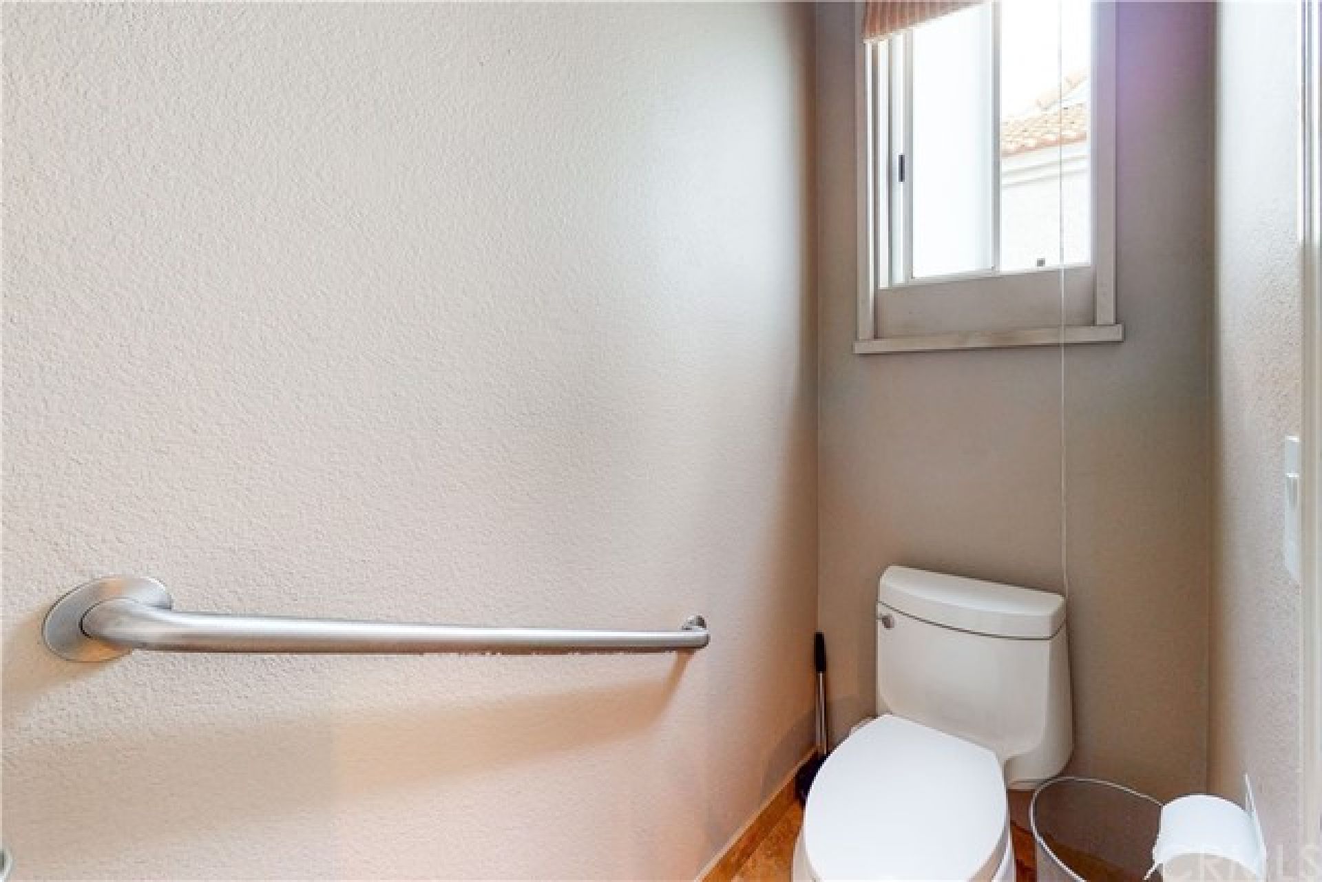 40463 Via Estrada, Murrieta CA: 